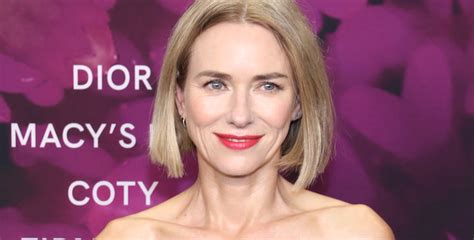 See Naomi Watts, 54, Stun in a Poolside Bikini Photo and Fans。